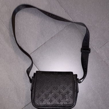 Borsetta a tracolla/fanny pack Louis Vuitton