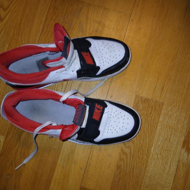 Sneakers Nike bianche rosse e nere