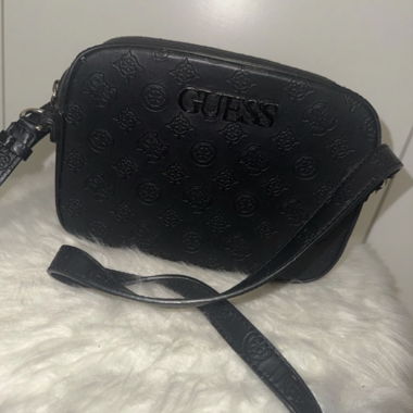 GUESS black shoulder bag