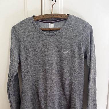 Pull thermique gris Décathlon 
