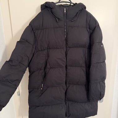 Black Tommy Hilfiger Puffer Jacket