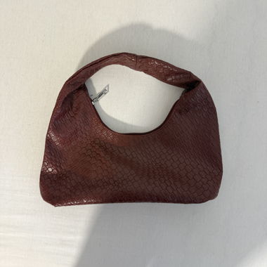 Burgundy woven shoulder bag