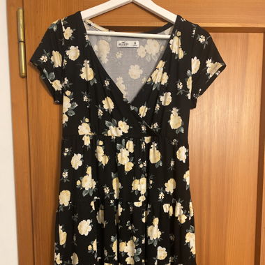 Hollister Blumenkleid