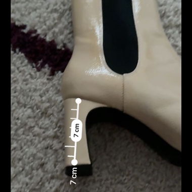 Elegante Damen Slippers, Grösse 38, Beige