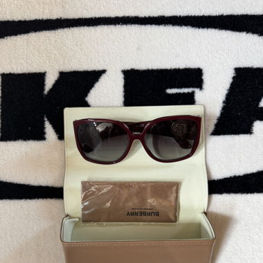 Elegante Burberry Sonnenbrille