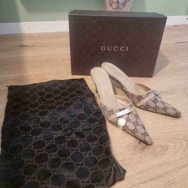 Gucci Monogramm-Mules
