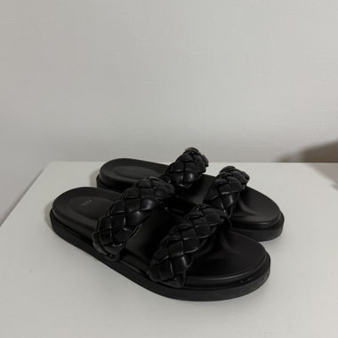 Schwarze Slides