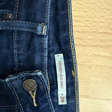 Levis Jeans