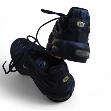 black tn’s