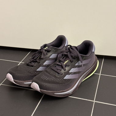 Chaussures de running Adidas Supernova