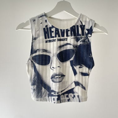 Kurzes Graphic Tank Top
