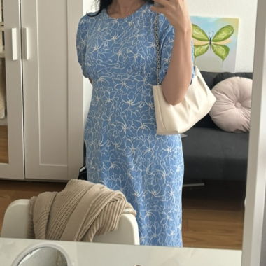 Blue midi dress with floral pattern