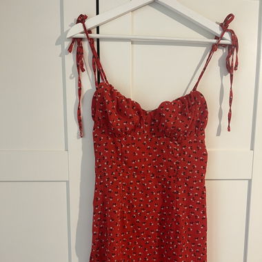Kleid