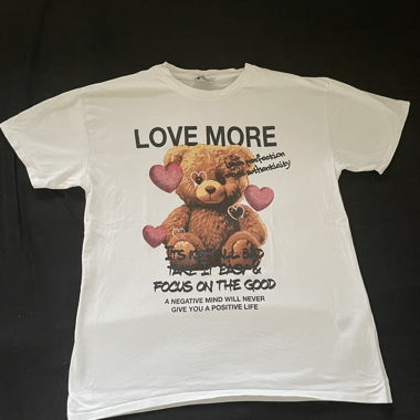 T-shirt blanc à motif graphique