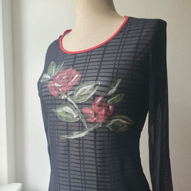 Sheer Top long sleeve with roses