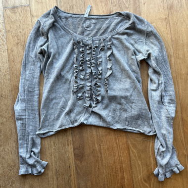 Graue NILE vintage Strickjacke mit Rüschen, Gr. S