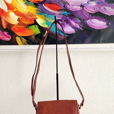 Practical leather shoulder bag