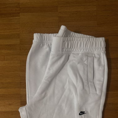 Weiße Jogginghose Nike