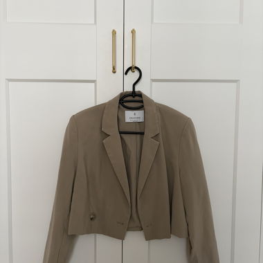 Blazer corto beige