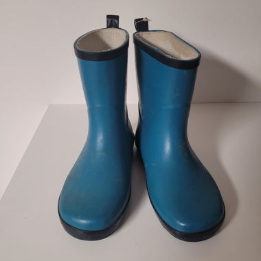 Rain boots