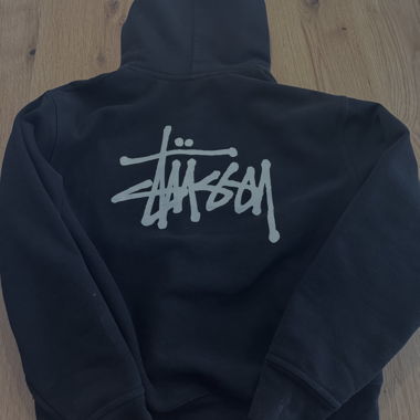 Stüssy Zip-Hoodie zu verkaufen