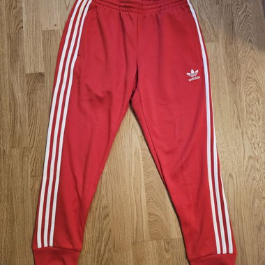 Pantalon de survêtement Adidas Originals rouge