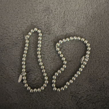 Collier perlé avec charms à billes