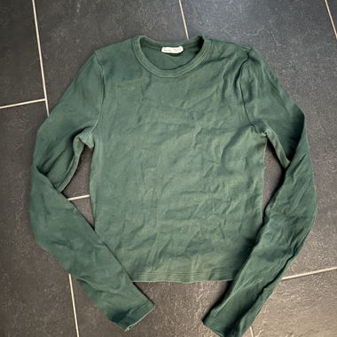 Grünes Bershka Langarmshirt