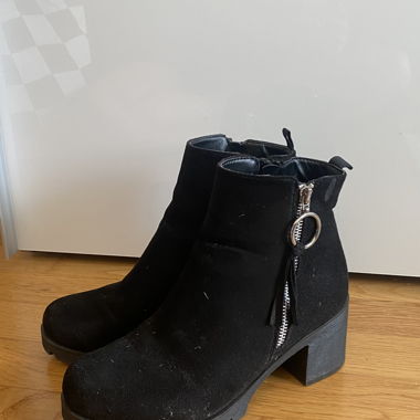 Ankle boots neri con tacco a blocco
