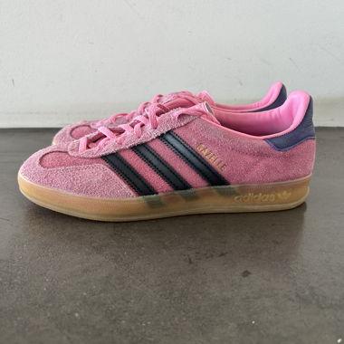 Pink Adidas Gazelle