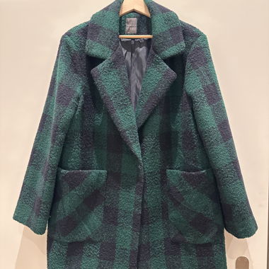 Manteau à carreaux