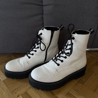 Bottines blanches à plateforme