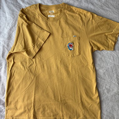T-shirt giallo senape Doraemon