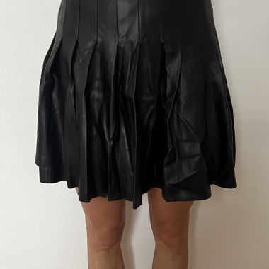 Leather skirt