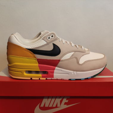 Nike Air Max 1 'Light Orewood Multi-Color' (44)