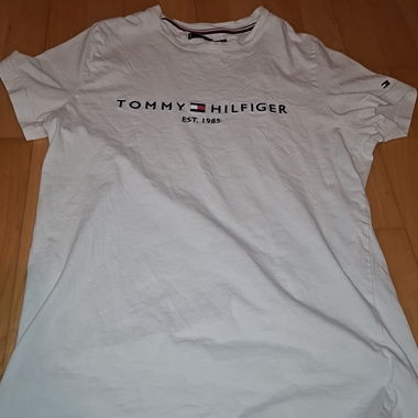 Weisses Tommy Hilfiger T-Shirt