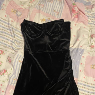 Bershka Kleid