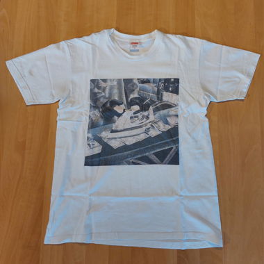 T-Shirt Supreme