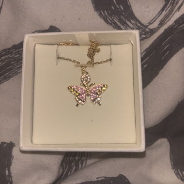 Collana farfalla dorata con strass