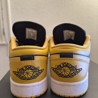 Air Jordan Low 1