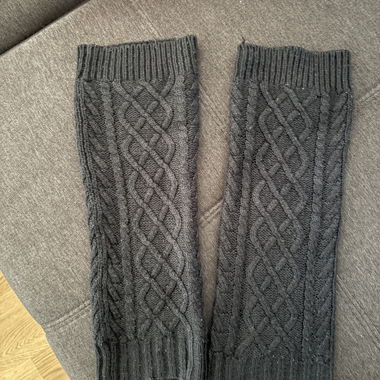 Black knitted leg warmers