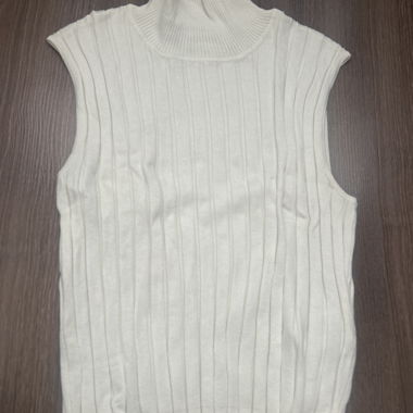 White T-shirt