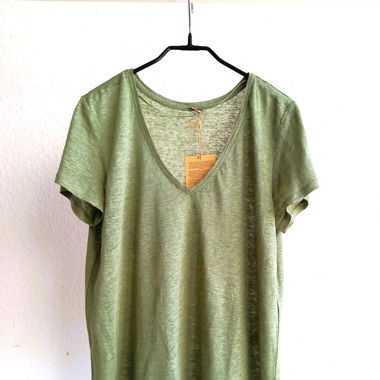 Pure linen green V neck top