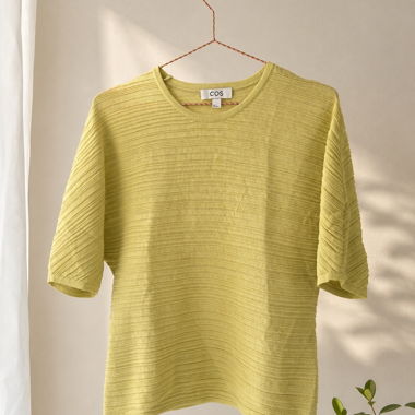 T-shirt COS verde-giallo limone