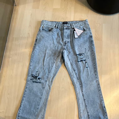 Mnml flared jeans