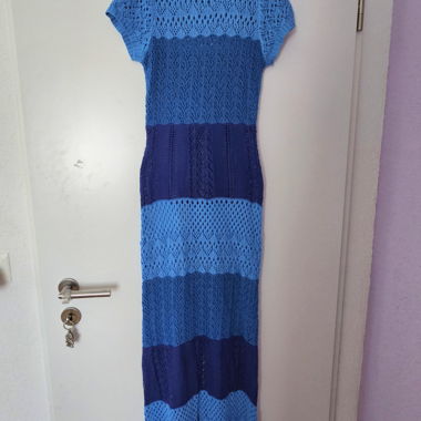 Blaues Strickkleid L