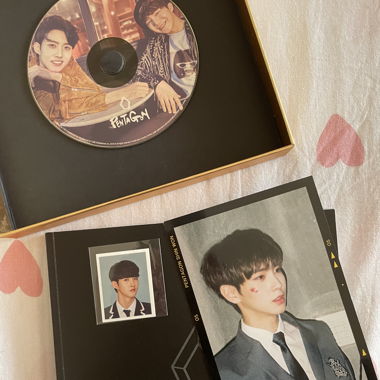 Album Pentagon