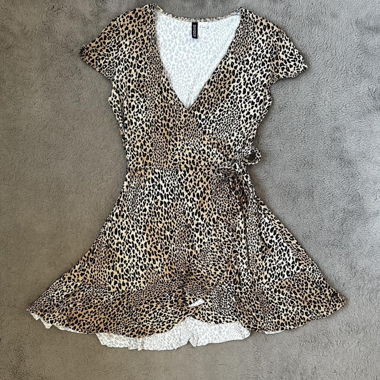 Robe cache-coeur léopard