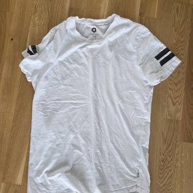 White T-shirt by Jack & Jones
