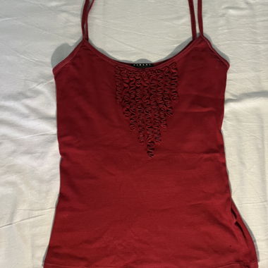 Rotes Trägertop